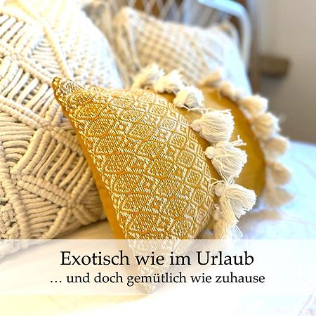 Zentrale 1-Zimmer-Ferienwohnung Mit Digitalem Check In Hof  Exterior foto